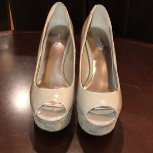 Charlotte Russe 5 inch wedges